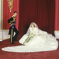 Свадебное платье принцессы Дианы - незабываемый подвенечный наряд 