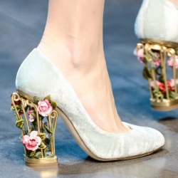 нетрадиционная свадебная обувь Dolce & Gabbana