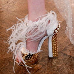 нетрадиционная свадебная обувь