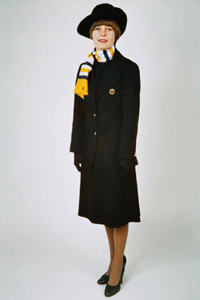 костюм стюардессы Monarch Air