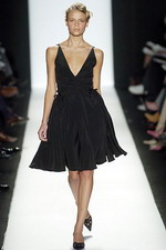 Маленькое черное платье - всегда в моде 