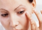 Уход за кожей вокруг глаз – борьба с преждевременным старением