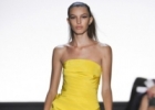 Десять лучших ярких платьев из весенне-летних коллекций 2012