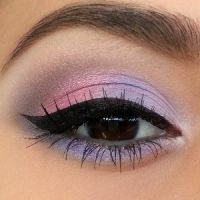 разноцветный make up с тенями